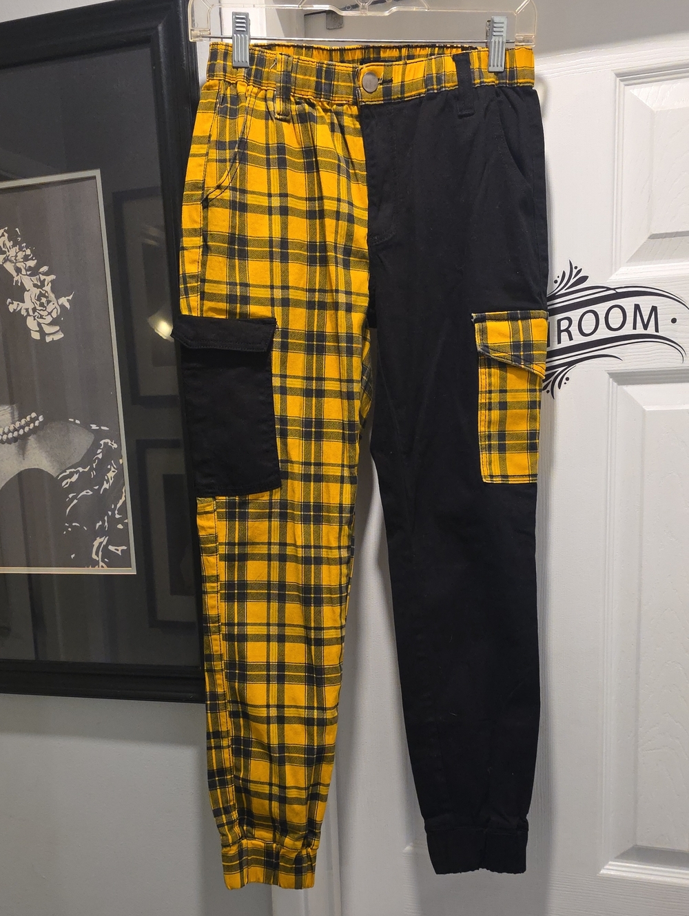 Hot Topic Yellow Plaid & Black Split Cargo Joggers